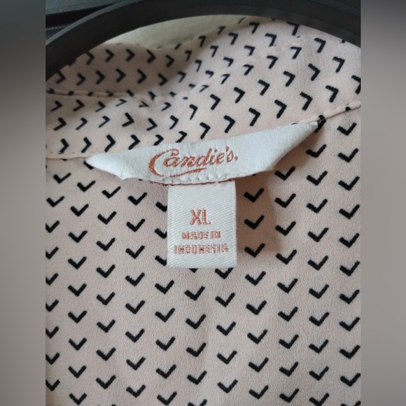 Candie’s Blush Pink Printed Button-Up Blouse Size XL - Picture 12 of 13